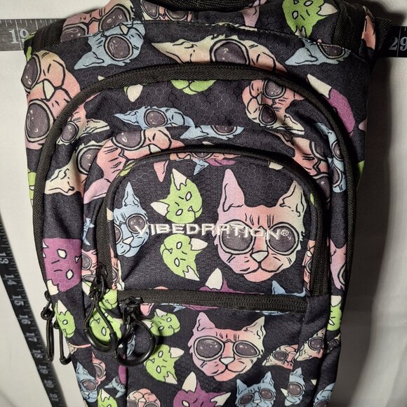 Vibedration Hydration Backpack w/o bladder - Cat pattern - Used - Picture 5 of 14